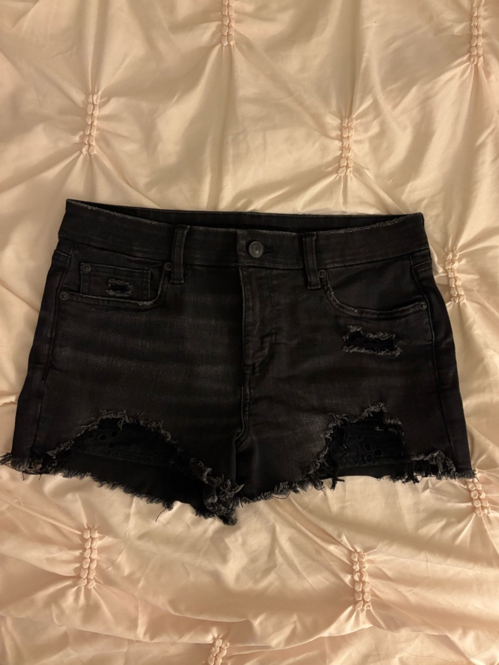 American Eagle denim shorts size 8 💗